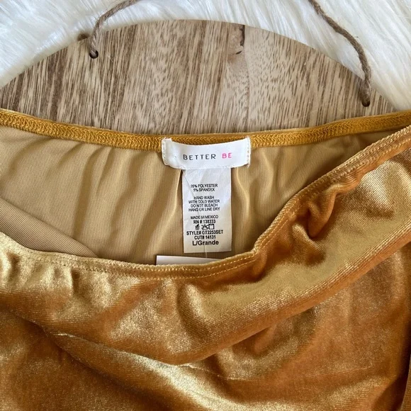 NWT Better Be Women’s Velvet Off The Shoulder 2 Piece Bathing Suit SZ L🌊💛 - Picture 8 of 11